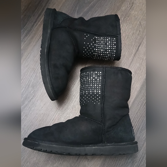 UGG Shoes - Ugg Black Short Bling Classic Boots Size 9